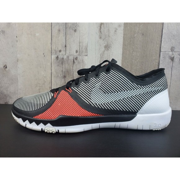 Nike Free Trainer 3.0 V4 Men's Size 12 Sneakers University Red White Black - Picture 8 of 12